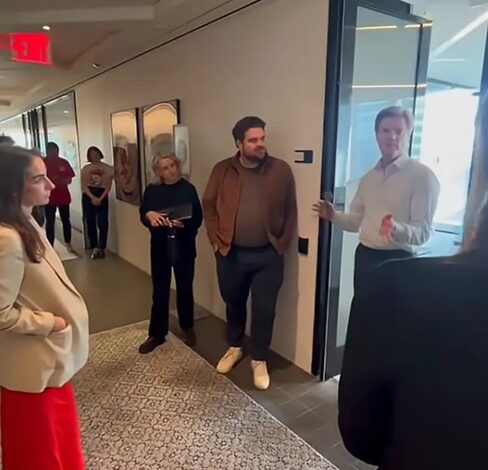 خسائر ضخمة بوظائف الإعلام والترفيه في الولايات المتحدة بنهاية 2025