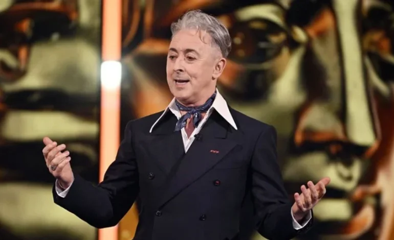 Alan Cumming Thanks BAFTAs Audience After Activist’s Tourette’s Interruption
