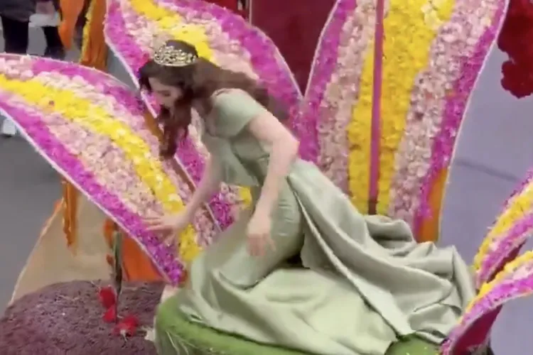 Panic as Miss Universe Stumbles during festival parade