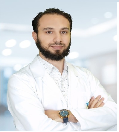 أطباء القلب يحذرون: الطموح المفرط والتوتر المهني يرفعان خطر الجلطات