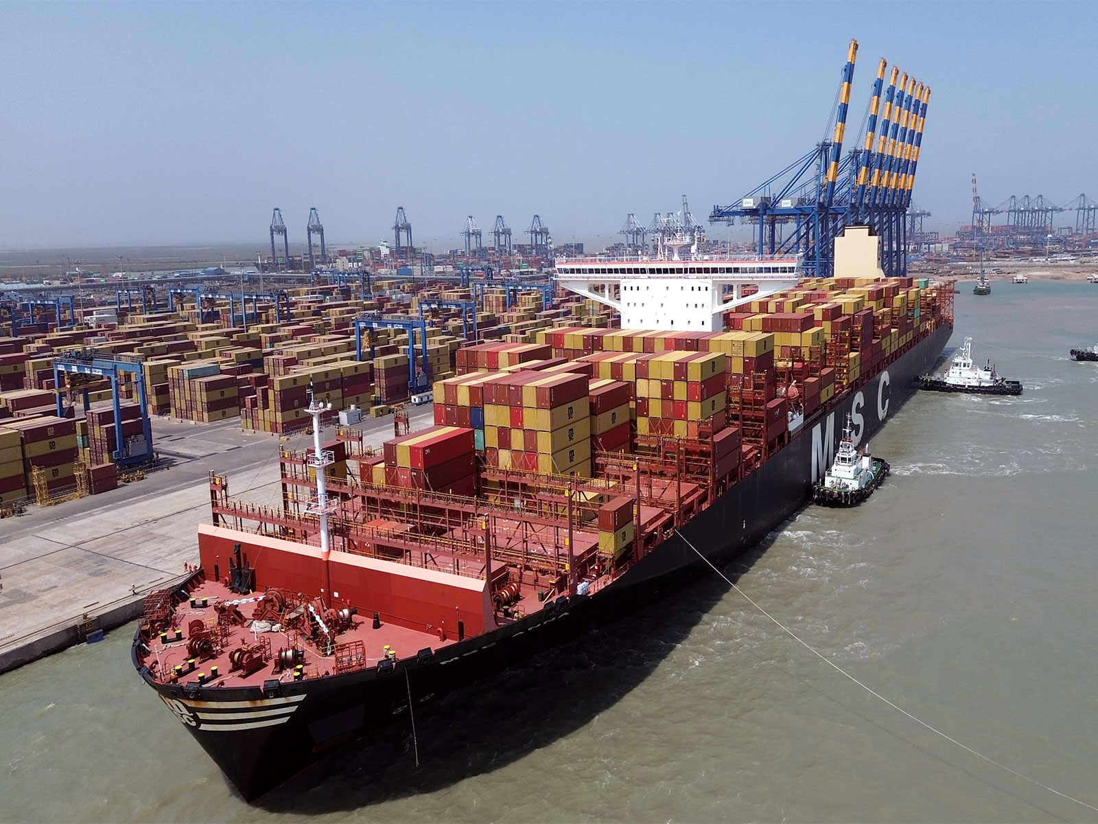 Crude price spikes as US blockade of Iran 